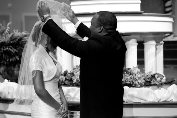Chika Fagoyinbo & Ikenna Nwakanma White Wedding Bella Naija039