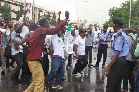 Police Teargas Polytechnic Protesters in Abuja 2 bella Naija