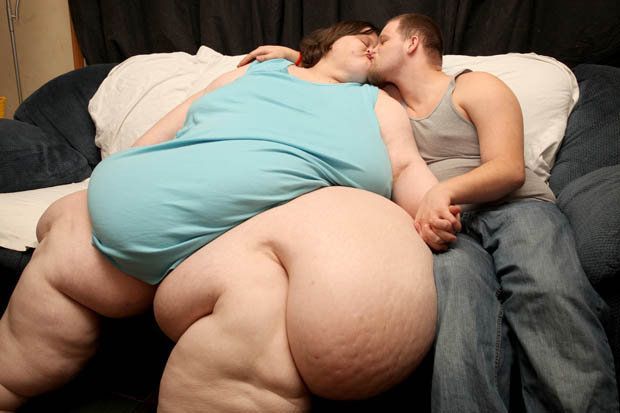 World's Fattest Woman - April 2014 - BellaNaija.com 02