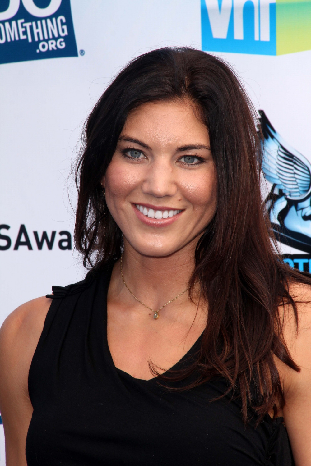 U.S Womens Football Team Star HOPE SOLO Arrested for Domestic.