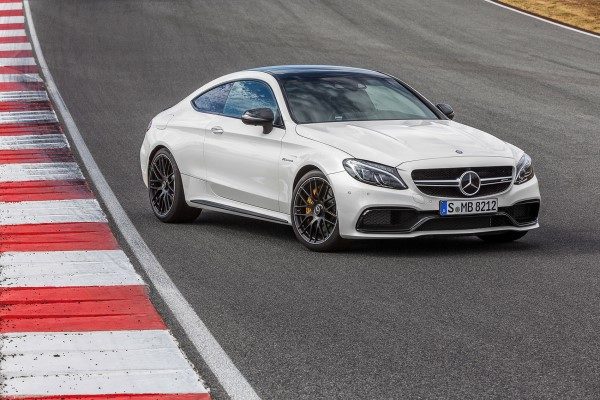 Mercedes-Benz C63 AMG Coupe 2