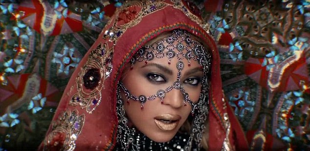 1Beyonce Coldplay Hymn for the Weekend