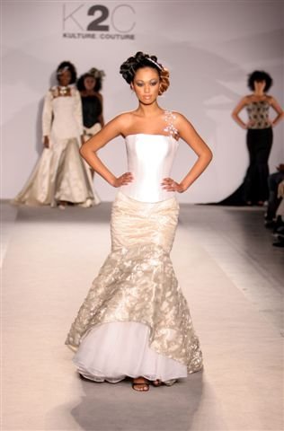 12 Kosibah rocks the house at fashion show
