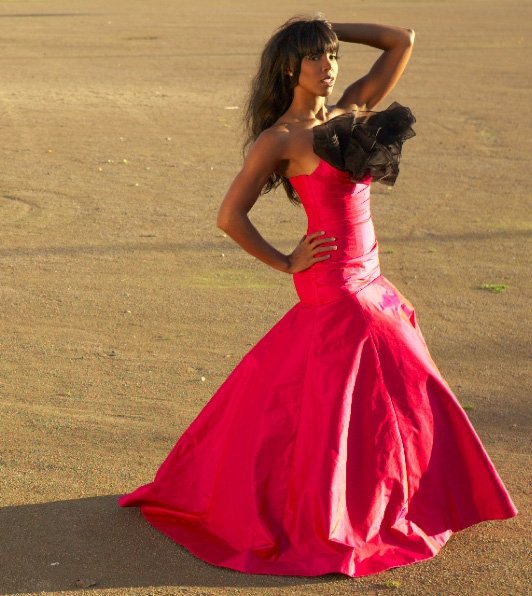 9 Kelly Rowland in Classic Kosibah