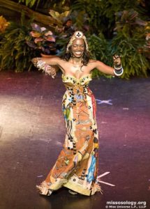 Nelsa Alves - Angola - National Costume