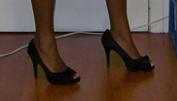 Madden formal peep-toe pumps. 