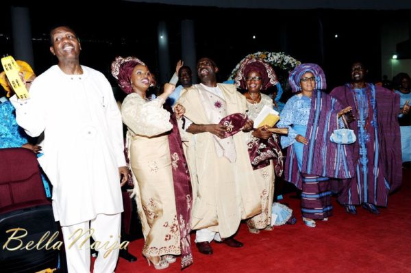 Tolu Odukoya & Olumide IjogunWhite Wedding Photonimi - December 2012 - BellaNaija454