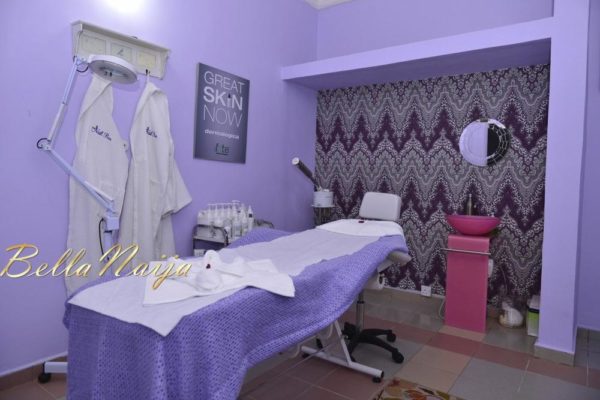 Facial Room