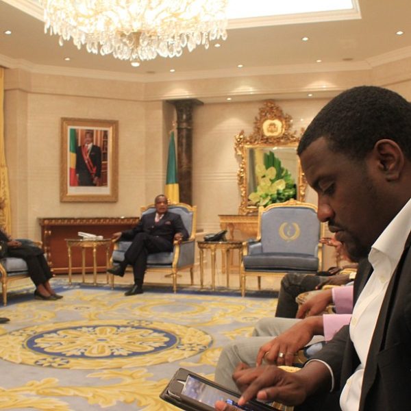 john-dumelo-meets-congo-president