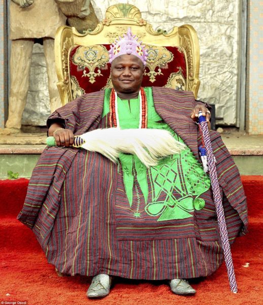 Oba Oyetunji Jimoh Olanipekun Larooyell - Ataoja of Osogbo Oba Oyetunji Jimoh Olanipekun Larooyell - Ataoja of Osogbo Oba Oyetunji Jimoh Olanipekun Larooyell - Ataoja of Osogbo 