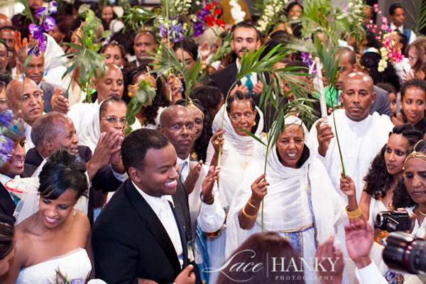 African_Wedding_LaceHanky_022