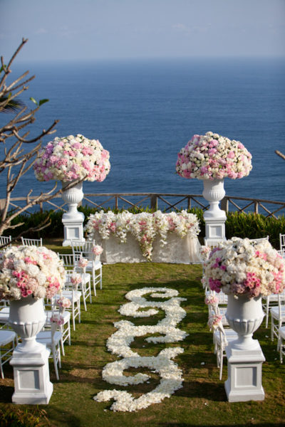 outdoor_wedding_decor_bellanaijaSamuel_Lippke_Bali