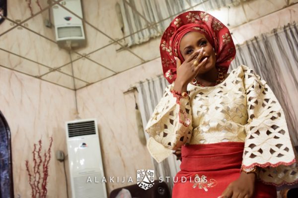 Abisoye_Lanre_Yoruba_Traditional_Engagement_Wedding_Jide_Alakija_Studios_Nigerian_BellaNaijaCM2_4513