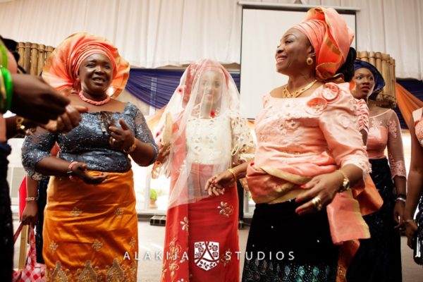 Abisoye_Lanre_Yoruba_Traditional_Engagement_Wedding_Jide_Alakija_Studios_Nigerian_BellaNaijaIMG_6844