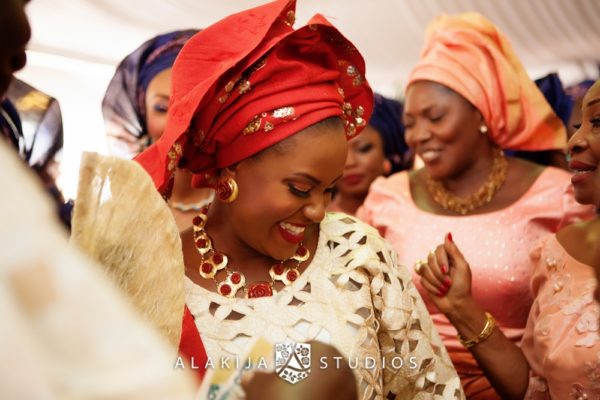 Abisoye_Lanre_Yoruba_Traditional_Engagement_Wedding_Jide_Alakija_Studios_Nigerian_BellaNaijaIMG_6884