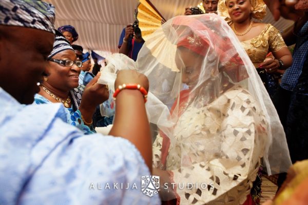 Abisoye_Lanre_Yoruba_Traditional_Engagement_Wedding_Jide_Alakija_Studios_Nigerian_BellaNaijaIMG_6960