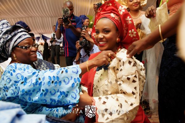 Abisoye_Lanre_Yoruba_Traditional_Engagement_Wedding_Jide_Alakija_Studios_Nigerian_BellaNaijaIMG_6962