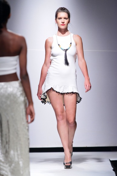 Caileigh Colleen Spring-Summer 2014 Zimbabwe Fashion Week 2013 - BellaNaija - September 2013 (1)