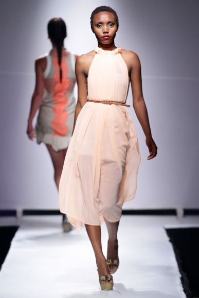 Caileigh Colleen Spring-Summer 2014 Zimbabwe Fashion Week 2013 - BellaNaija - September 2013 (2)