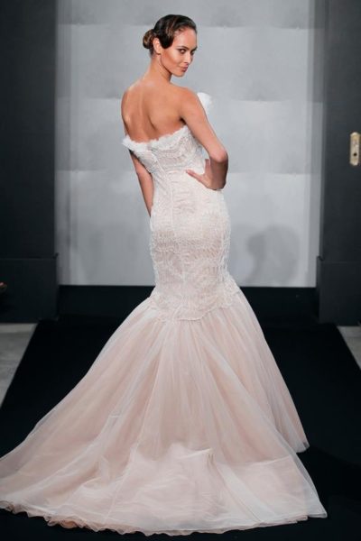 Mark_Zunino_Kleinfeld_Fall_2013_BellaNaija_Bridal_Collection_Wedding_dresses_37-MZBF541