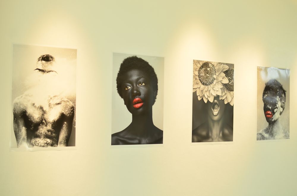 Lakin Ogunbanwo Muse Photo Exhibition - BellaNaija - December2013063