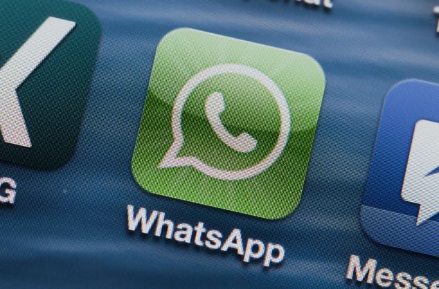 WhatsApp reduces Message Forwards to Five Recipients