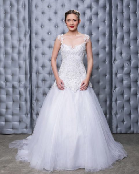 Veluz-Bride RTW-2014-BellaNaija-Weddings-Rebecca_web-600x750