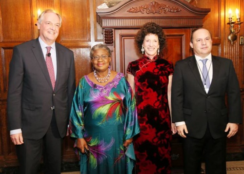 Governor of the State of Para, Brazil Simaol Jatene, Minister for the Economy Dr. Ngozi Okonjo-IwealaPeggy Rockefeller Dulany, Chair of Synergos, and CEO of Unilever, Paul Polman