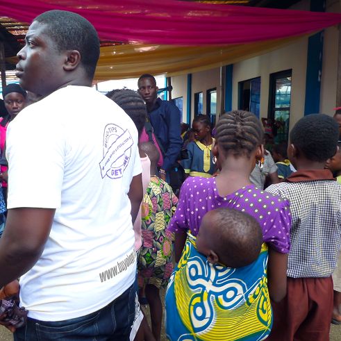 Buyology.com Childrens Day Celebration in Makoko - BellaNaija - June2014003