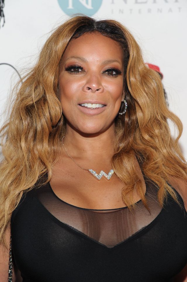 Wendy williams w best sale necklace