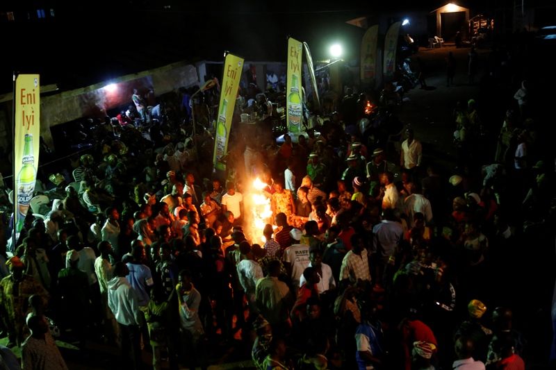 Goldberg Larger at Osun Osogbo Festival - Bellanaija - September2014001 (7)