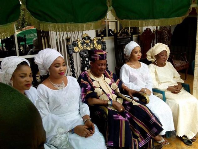 The Alaafin of Oyo & His 4 Wives Celebrate His 76th Birthday | Photos ...