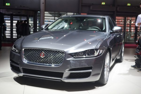 Jaguar XE 2