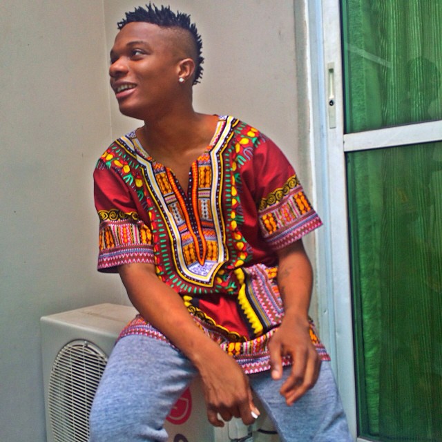 Wahala Jam Network! “Wizkid don dash you him throwback Louis