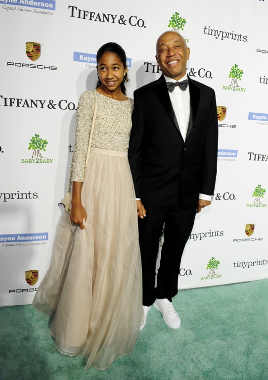 Aoki Lee Simmons with dad Russell Simmons