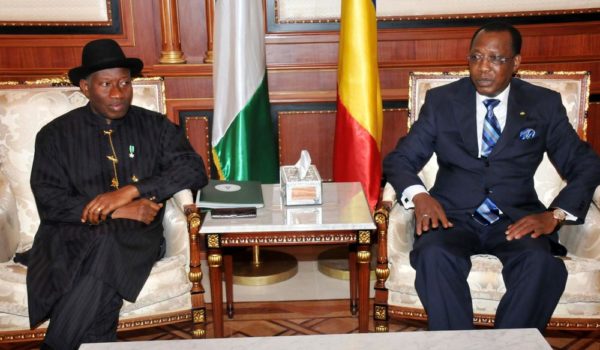 PIC.12. PRESIDENT JONATHAN VISITS PRESIDENT DEBY IN N'DJAMENA