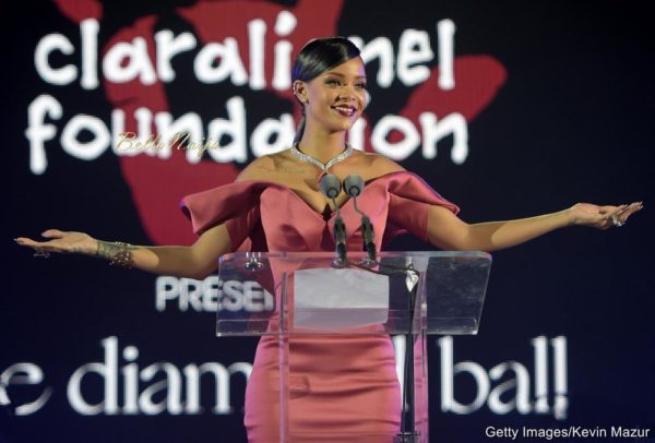 Rihanna-Diamond-Ball-Clara-Lionel-Foundation-December-2014-BellaNaija027