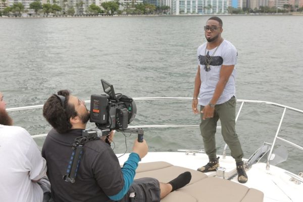 Behind-The_Scene Photos From Praiz's 'Heartbeat' video shoot (35)