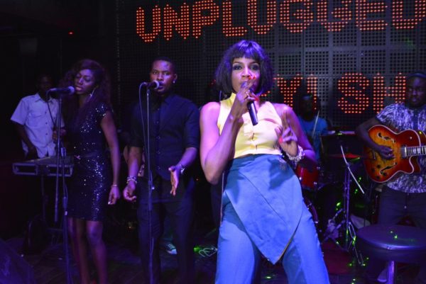 01 SEYI SHAY ONE NITE LIVE & UNPLUGGED