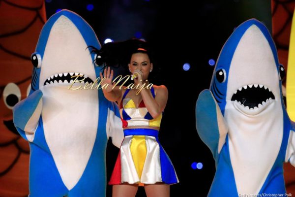 Katy-Perry-Super-Bowl-Halftime-Performance-February-2015-BellaNaija0009