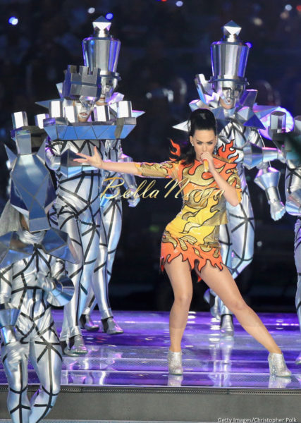 Katy-Perry-Super-Bowl-Halftime-Performance-February-2015-BellaNaija0013