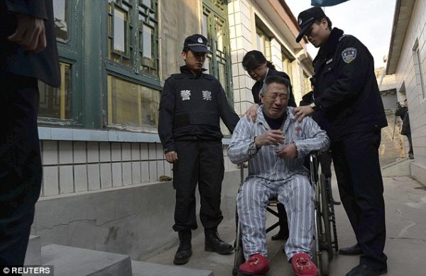 chinese man ejected 2