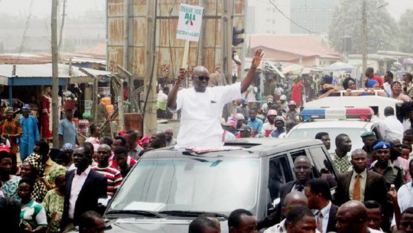 PIC.2. GOV. FAYOSE ON THANK YOU RALLY IN ADO-EKITI