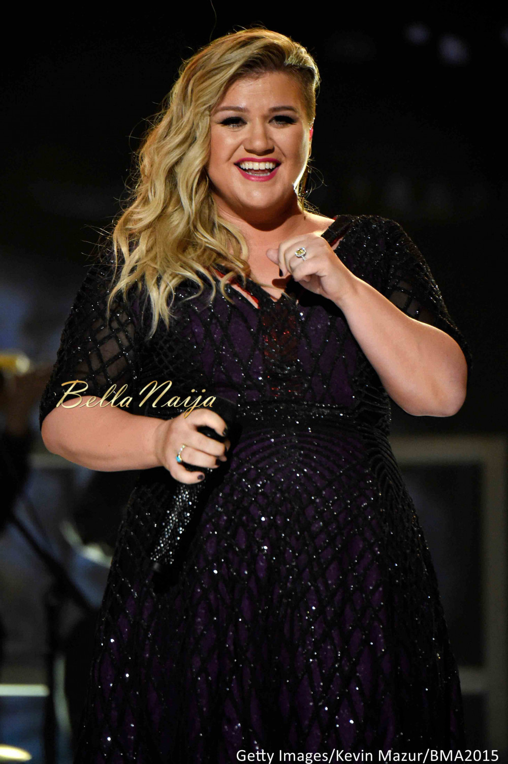 Kelly Clarkson is Pregnant with her Second Child! | BellaNaija