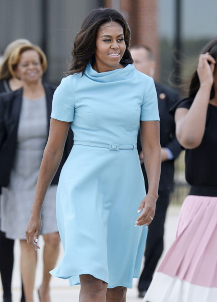 JOINT BASE ANDREWS, MD - SEPTEMBER 22:   First Lady Michelle Obama with daughters Sasha and Malia arrive to welcome His Holiness Pope Francis on his arrival from Cuba September 22, 2015 at Joint Base Andrews, Maryland. Francis will be visiting Washington, New York City and Philadelphia during his first trip to the United States as pope.  (Photo by Olivier Douliery-Pool/Getty Images)