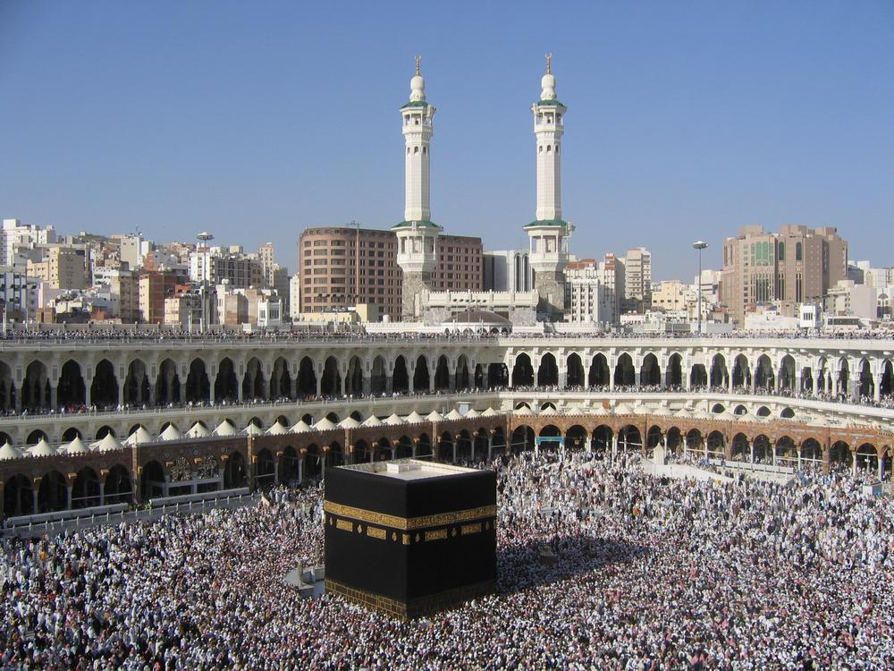 6 Nigerians Reportedly Die & 4 Go Missing in Mecca Mosque 