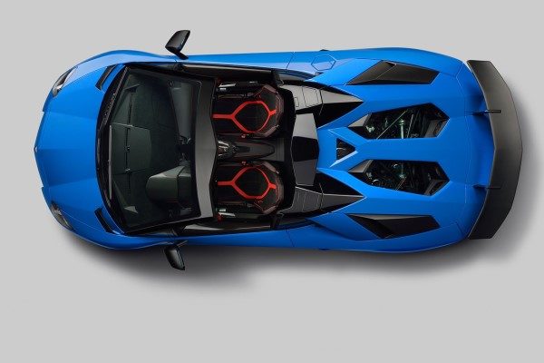 Lamborghini Aventador Roadster 1