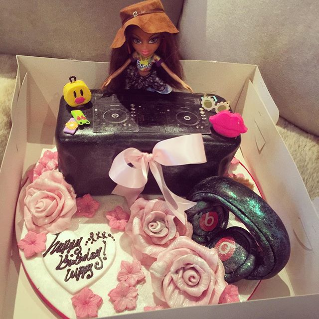 Céline, Chanel, Louboutins & Cupcakes - Here's How DJ Cuppy Spent Her  Birthday!