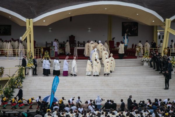 NAIROBI, KENYA - NOVEMBER 26: Pope Francis arrives at the University of Nairobi for a public mass in downtown Nairobi on November 26, 2015. in Nairobi, Kenya. Pope Francis makes his first visit to Kenya on a five day African tour that is scheduled to include Uganda and the Central African Republic. Africa is recognised as being crucial to the future of the Catholic Church with the continent's Catholic numbers growing faster than anywhere else in the world. (Photo by Nichole Sobecki/Getty Images)