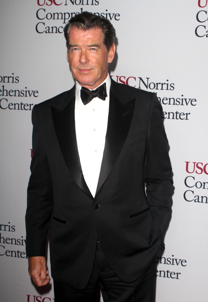 BEVERLY HILLS, CA - OCTOBER 10: Actor Pierce Brosnan attends the USC Norris Cancer Center Gala at the Beverly Wilshire Four Seasons Hotel on October 10, 2015 in Beverly Hills, California. (Photo by Matthew Simmons/Getty Images)